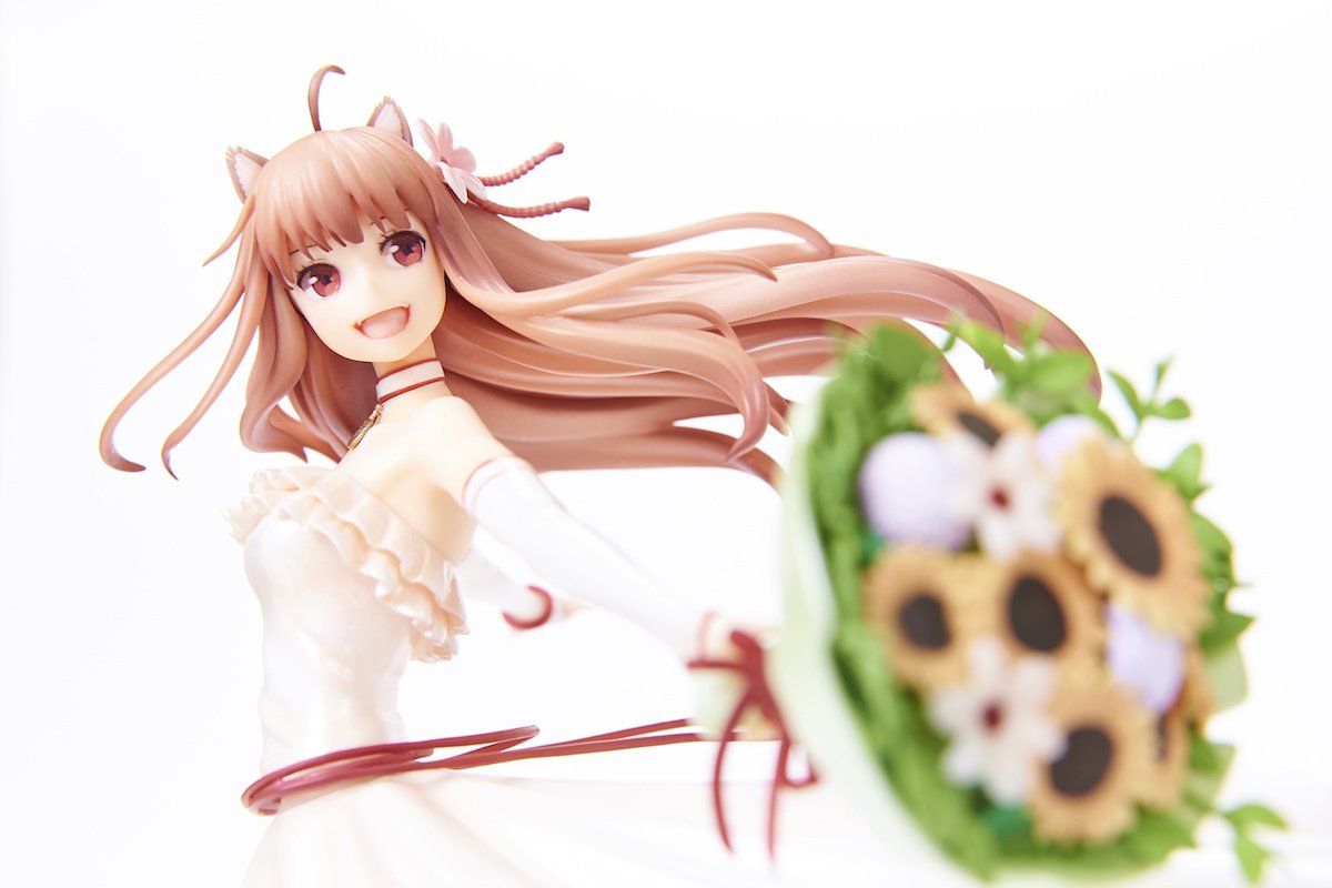 Tokyo Otaku Mode Launches First Figure Project, Opens Pre-orders for Spice and Wolf Holo Wedding Dress Ver. Figure!