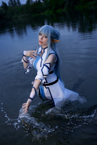Asuna Yuuki Undine (Sword Art Online) Cosplay by Calssara