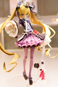 Amazing Figures from WF 2012 summer