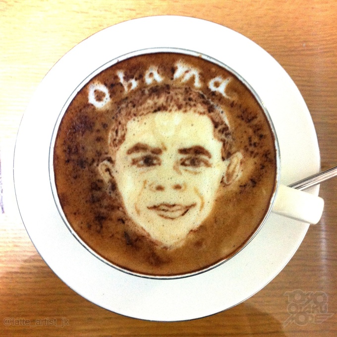 Obama and Romney Latte Art! (1/5)