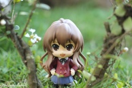 Nendoroid Aisaka Taiga (Dengeki Vers) in the Garden