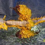 Chenille wire art § Queen of the Land Gold Rathian! Rioreia Rare Species § (5/10)