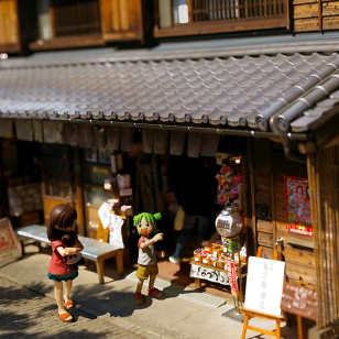 Yotsuba and little shop  - YOTSUBATO!