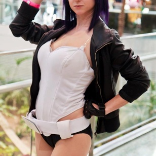 Motoko at Comikaze