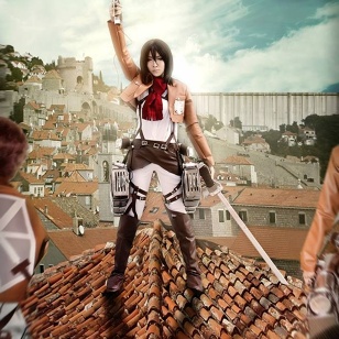  Extemely strong! mikasa ackerman