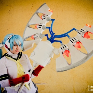 Persona 4 Arena - Labrys Cosplay + AXE