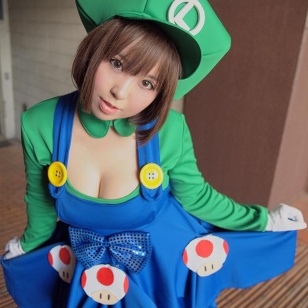 Luigi cosplay