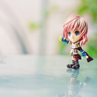 Play Arts Mini: Lightning
