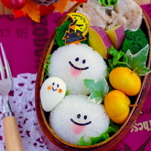 Onigiri Ghosts and Pumpkins Bentto