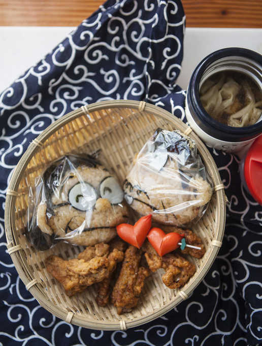 Matsuno Husband and Wife Bento < Osomatsu-san