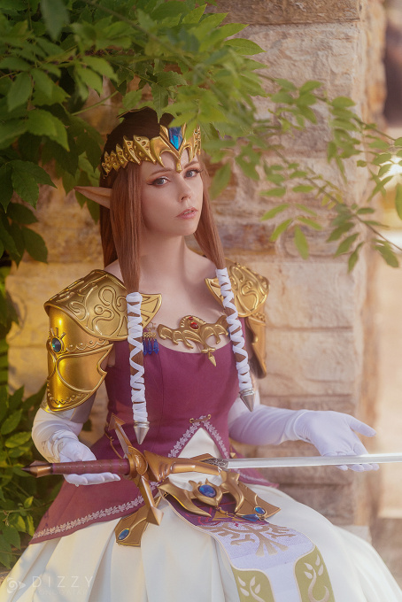 Princess Zelda (Zelda Twilight Princess) Cosplay by Calssara