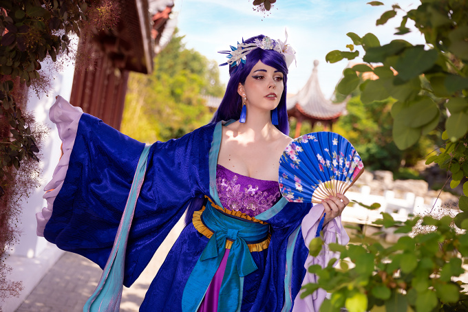 Lihua (Apothecary Diaries) Cosplay by Calssara