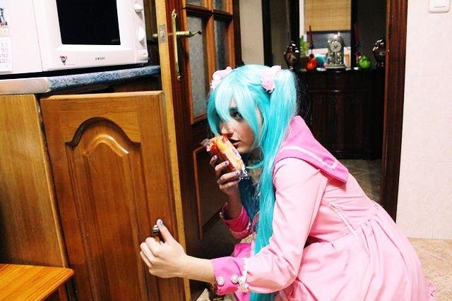Miku Hatsune LOL