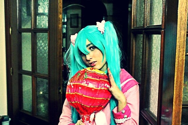 Miku Hatsune LOL