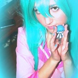 Miku Hatsune LOL (4/10)