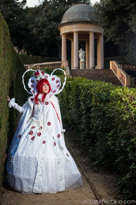 White Queen Esther Blanchett