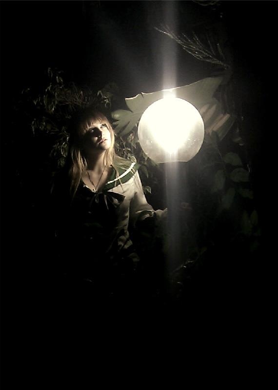 This lamp... ooohhhh....  :O