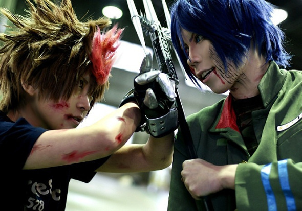 Katekyo Hitman Reborn-Tsunayoshi vs Mukuro cosplay