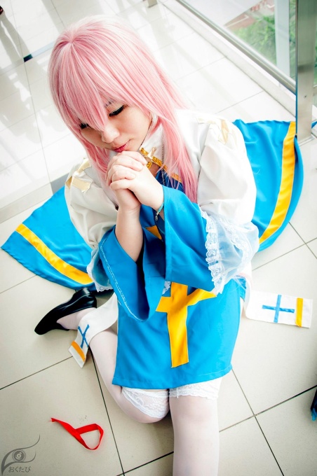 Arch Bishop Female ( Ragnarok Online )