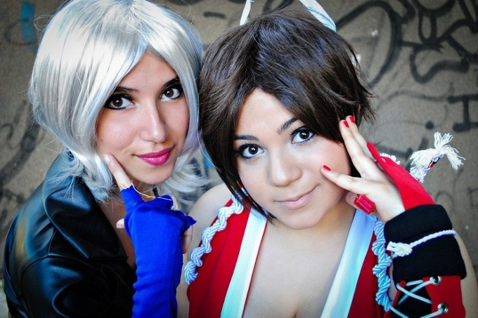 Angel and Mai (The King Of Fighters)