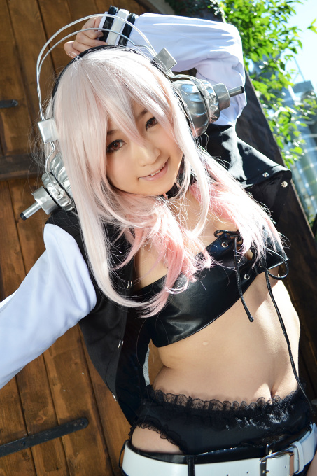 SUPER SONICO