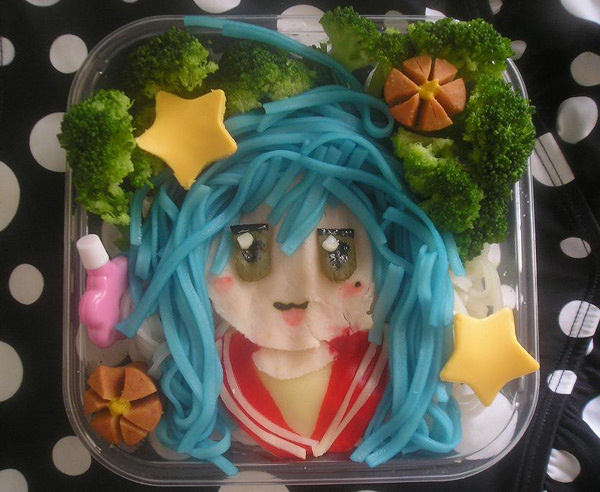 Konata_Bento_by_KandiKawaii