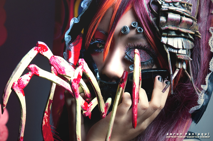 Shi-e Karune: Contamination