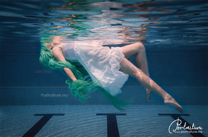 Hatsune Miku Underwater