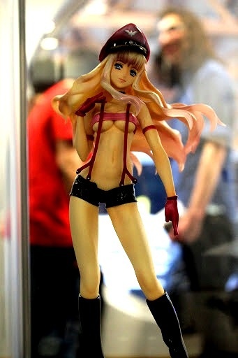 Figurines: Sheryl Nome by 