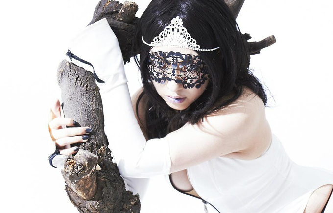 A Tree and a Ghost / Original 