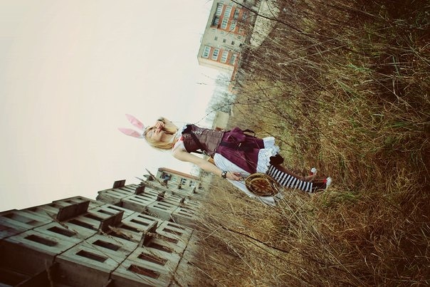 Белый Кролик (Алиса в стране чудес ориджинал)