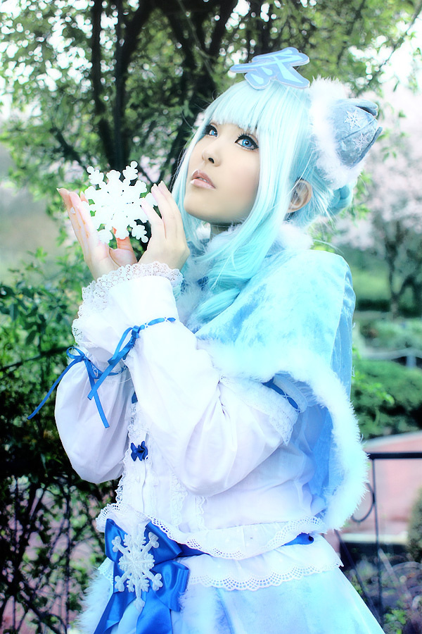 Fuyu-chan (NHK News watch 9)