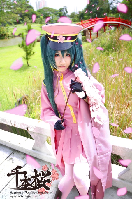 Senbonzakura VOCALOID - Hatsune Miku