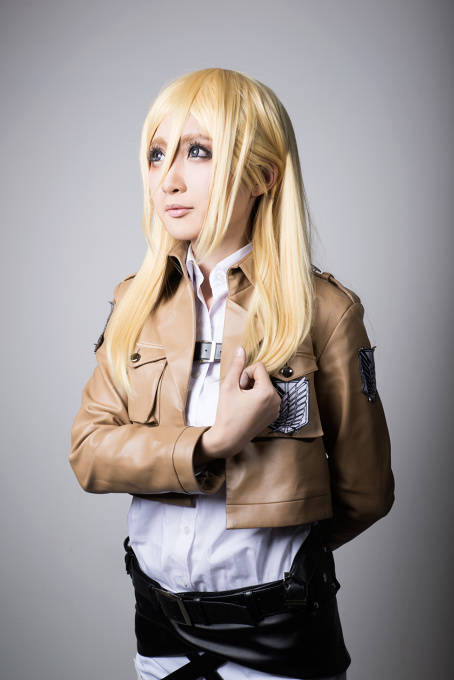 クリスタ・レンズ Attack on Titan