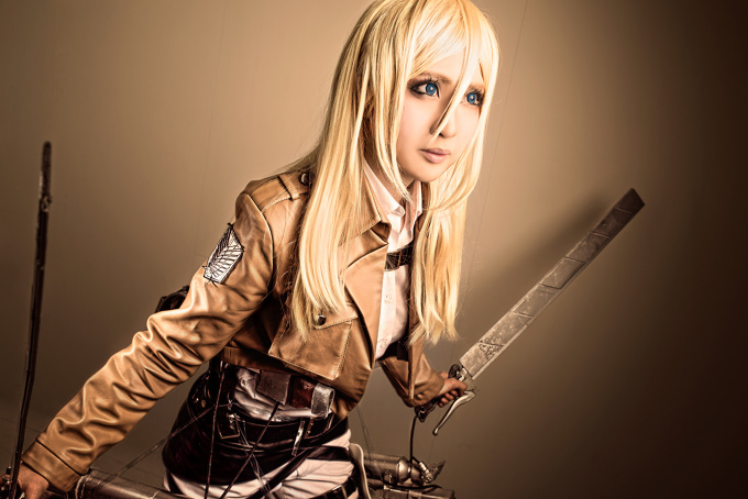 クリスタ・レンズ Attack on Titan